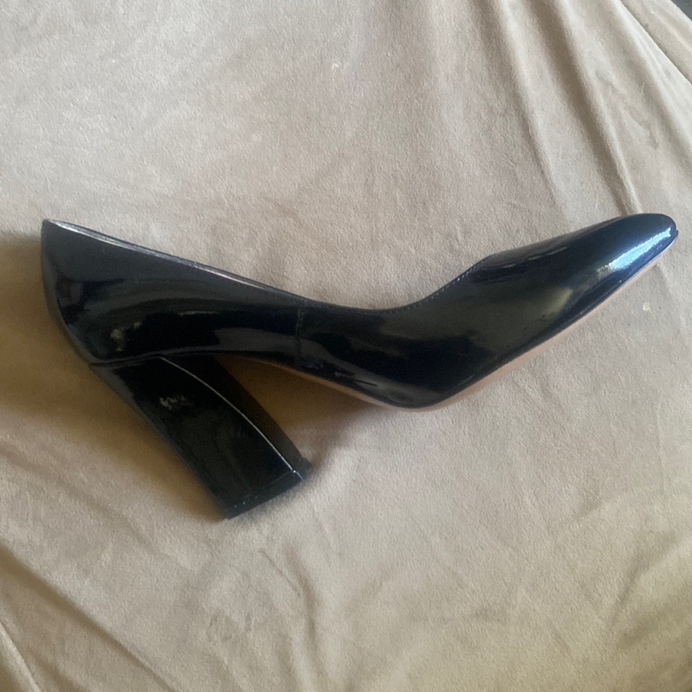 SESTO MEUCCI Black Patent Leather Pointed Toe Heels Size 6.5